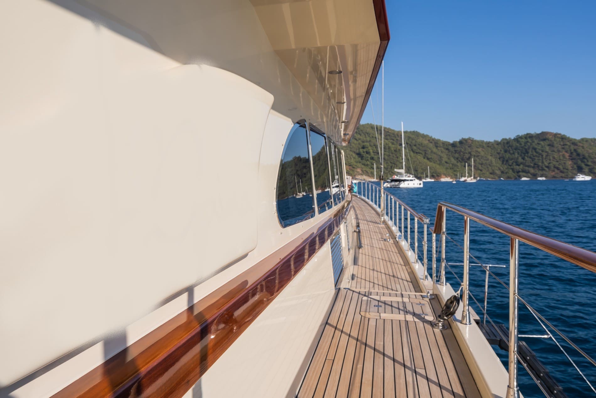 Luxury Sailing Yacht Daima | 5 cabins, 10 guests