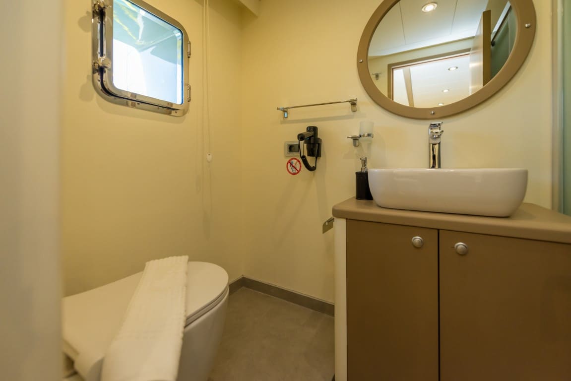 Lycian Dream yacht bathroom interior
