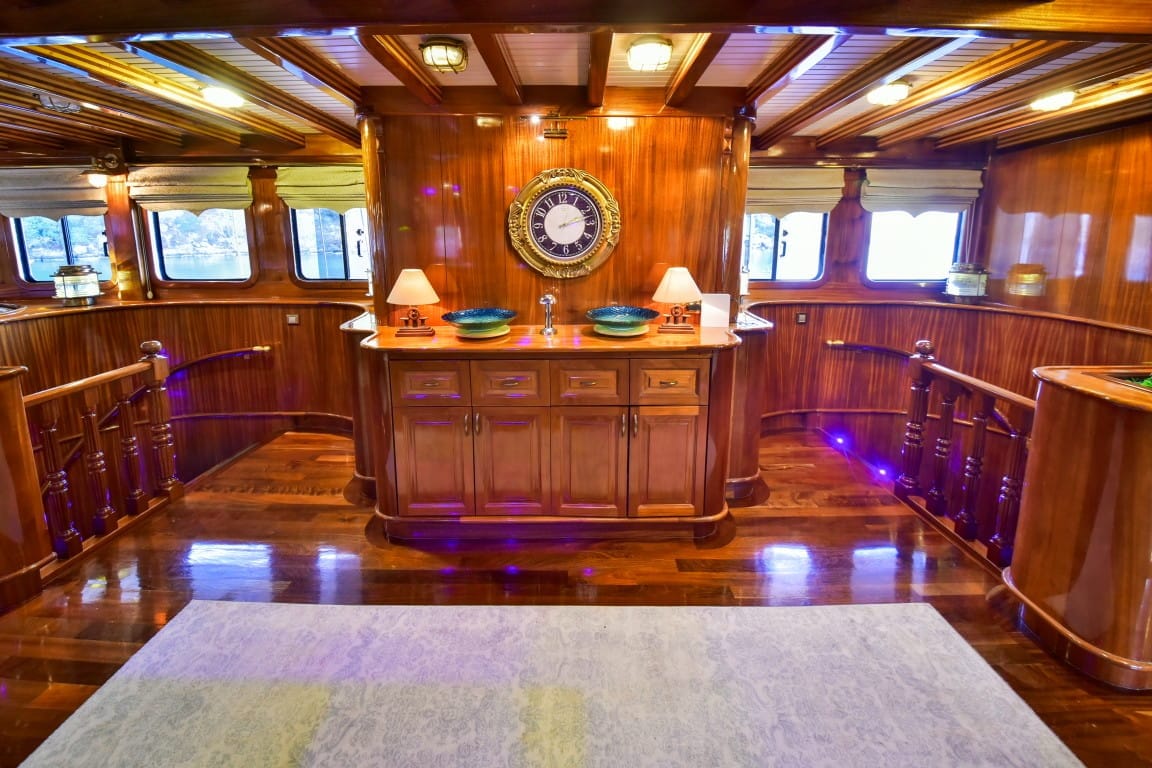 Gulet Queen Atlantis; Turkey Yacht Charters