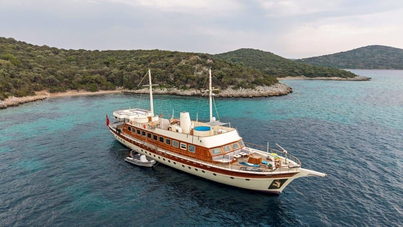 Elara 1 luxury gulet