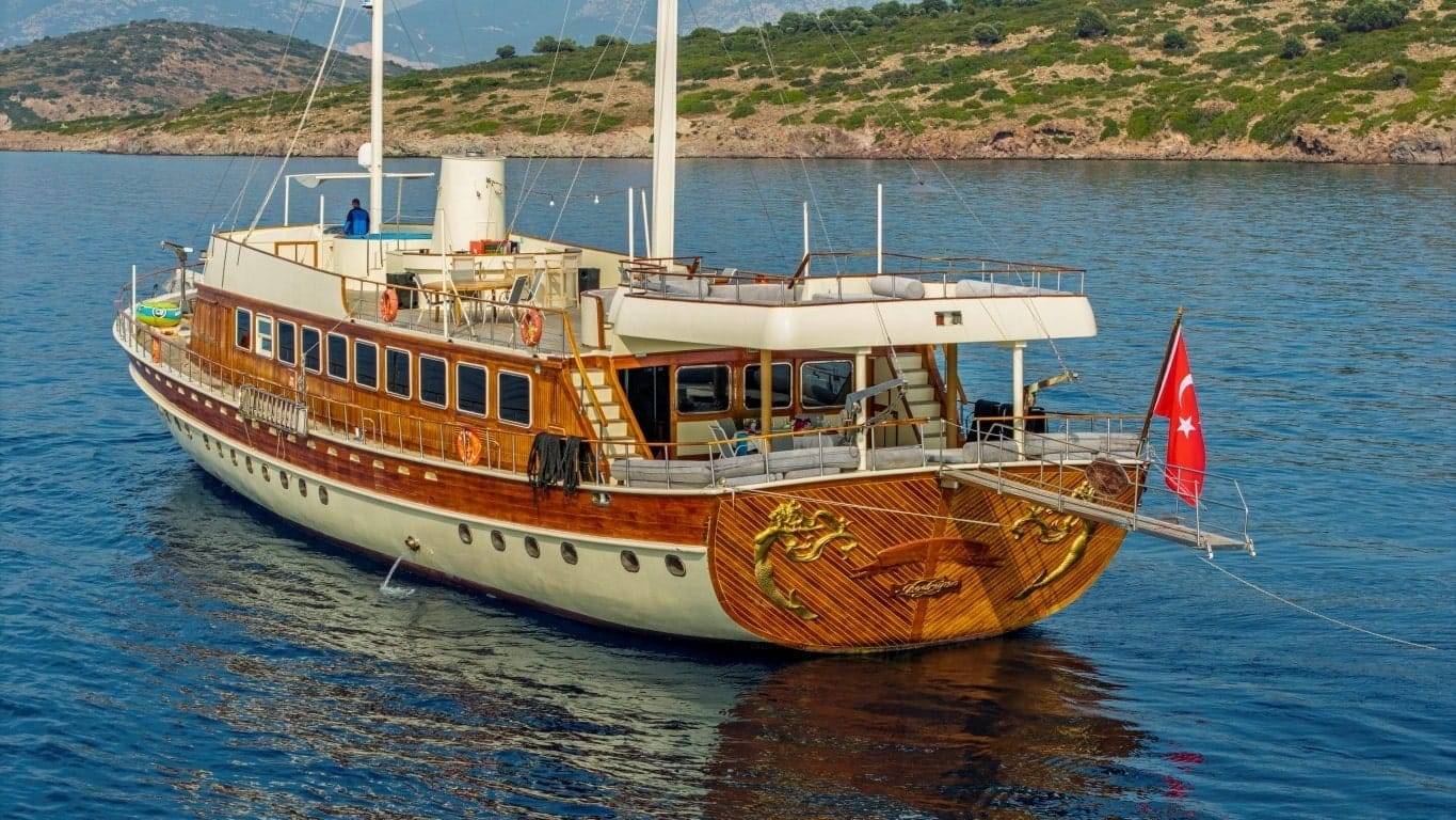 Elara 1 luxury gulet