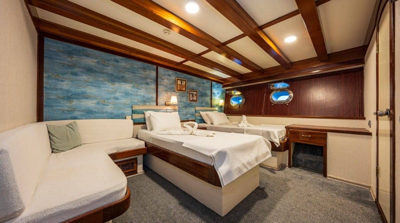 Elara 1 deluxe gulet charter